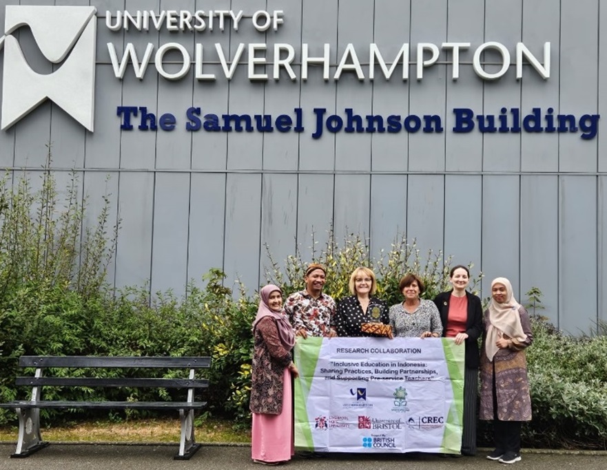 Kolaborasi UIN RM Said dengan Universitas of Wolverhampton Inggris