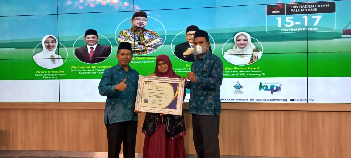 UIN RM Said Surakarta Raih Penghargaan PTKI Dengan Kelembagaan PSGA Terbaik Tahun 2022
