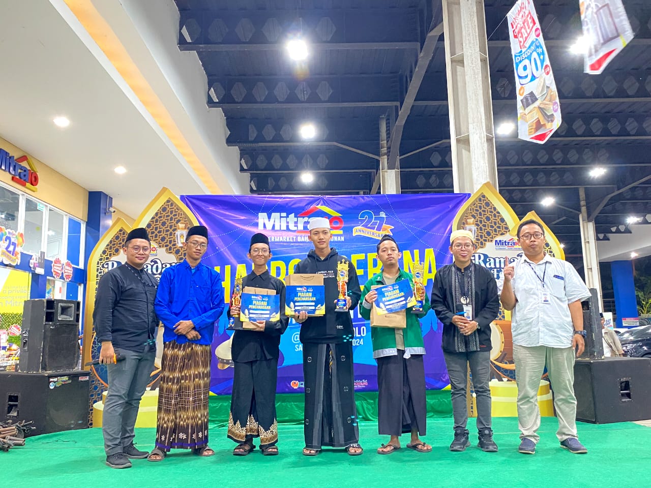 UKM JQH Al-Wustha Kembali Juara Dalam Lomba Hadroh di Surakarta
